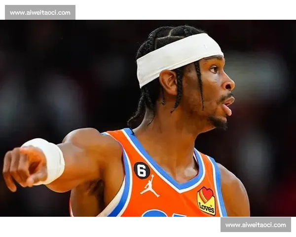 美国球迷神还原亚历山大:每招都像本尊复制